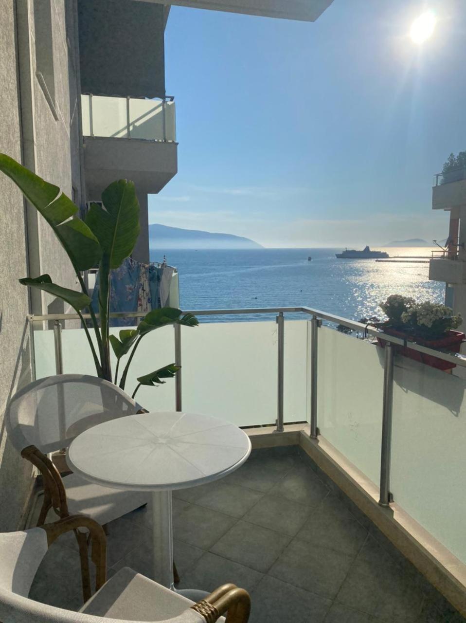 Apartamento Luxury Seaview Vlora Flat Free Parking Habitación foto