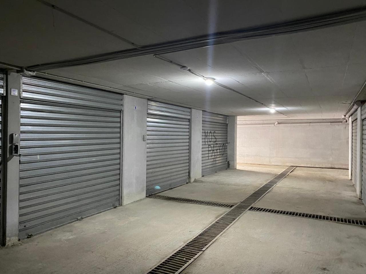 Apartamento Luxury Seaview Vlora Flat Free Parking Exterior foto